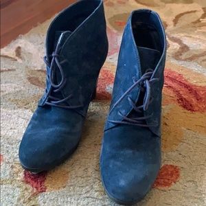 White Mountain Snack Navy Leather Lace Bootie